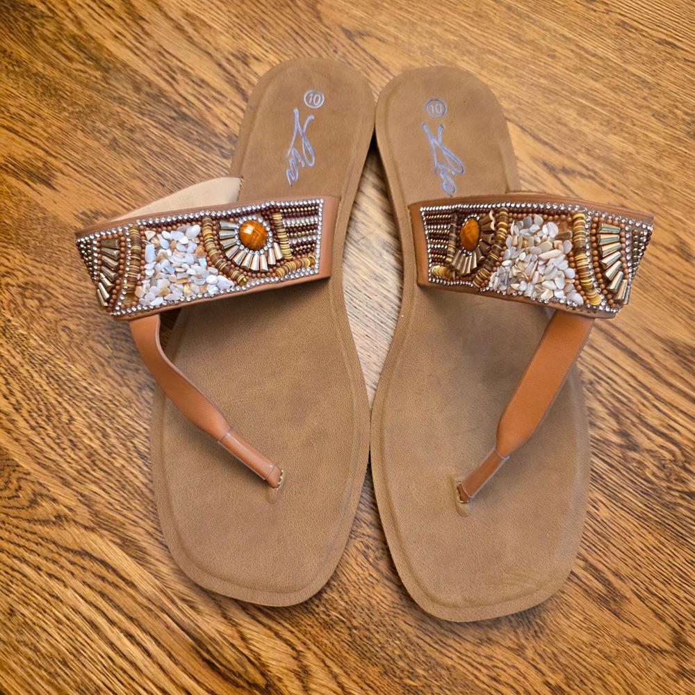 Lia Womens 10 Beaded Thong Sandals Tan Brown Shell Rhinestone Flat Flip Flops